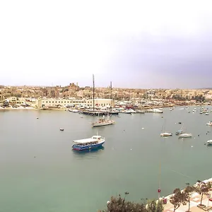 Strand Mansions , Sliema Malta